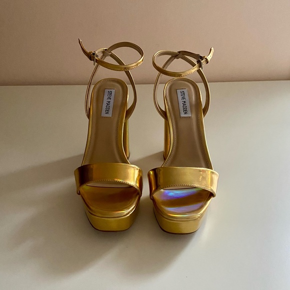 Steve Madden Gold Holographic Platform Heels - Size 8 ✨ - Picture 3 of 8